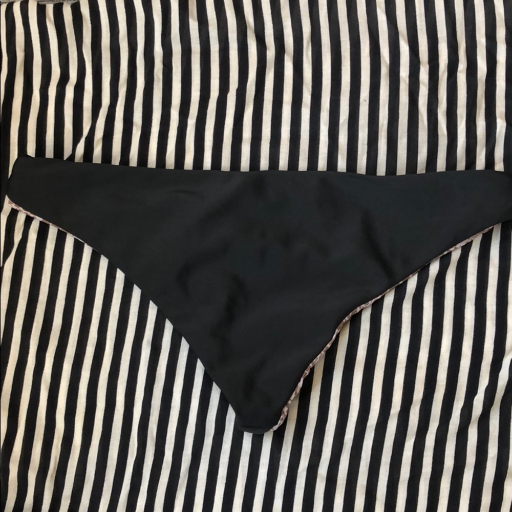 Acacia waikoloa bottoms - Picture 2 of 3